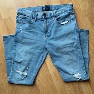 GAP 32x30 skinny jeans